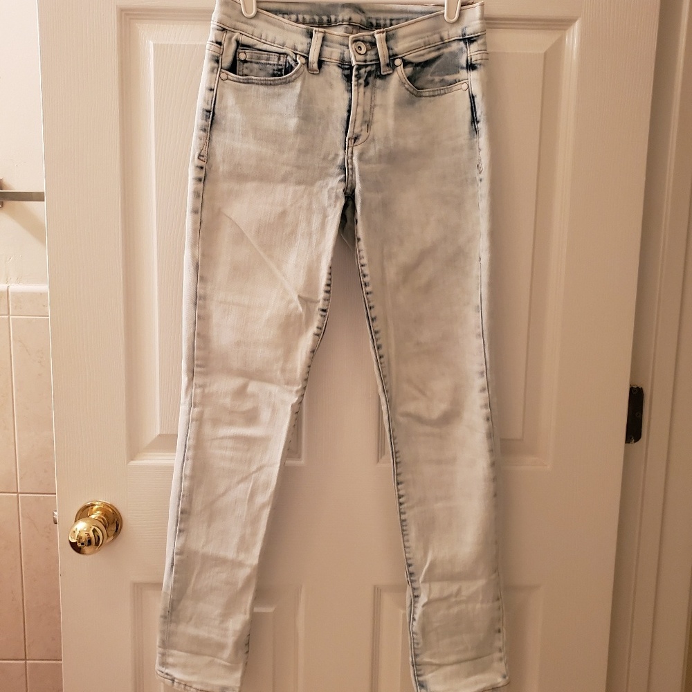 Calvin Klein Ultimate Skinny Bleached Jeans Sz 27